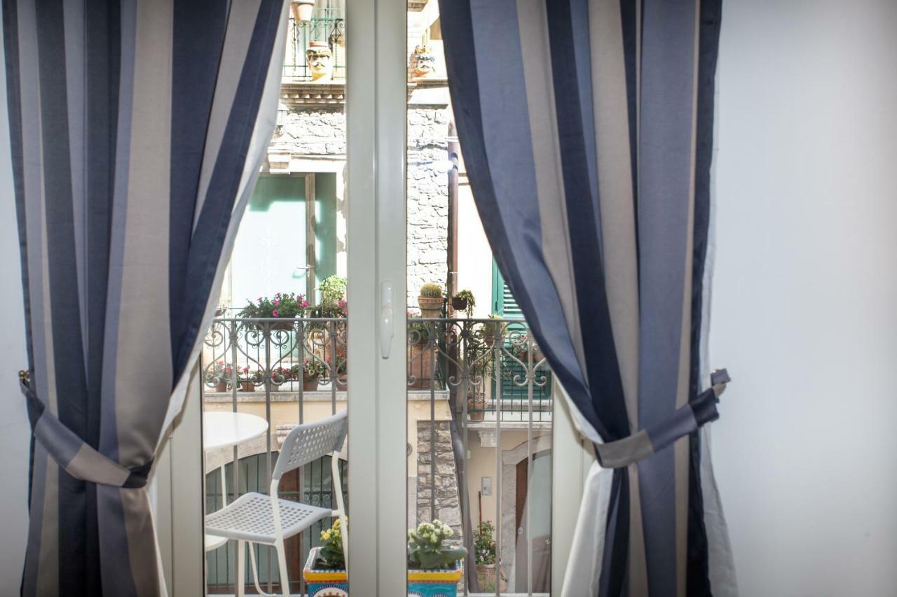 Casa Don Micio Hotel Taormina Exterior photo
