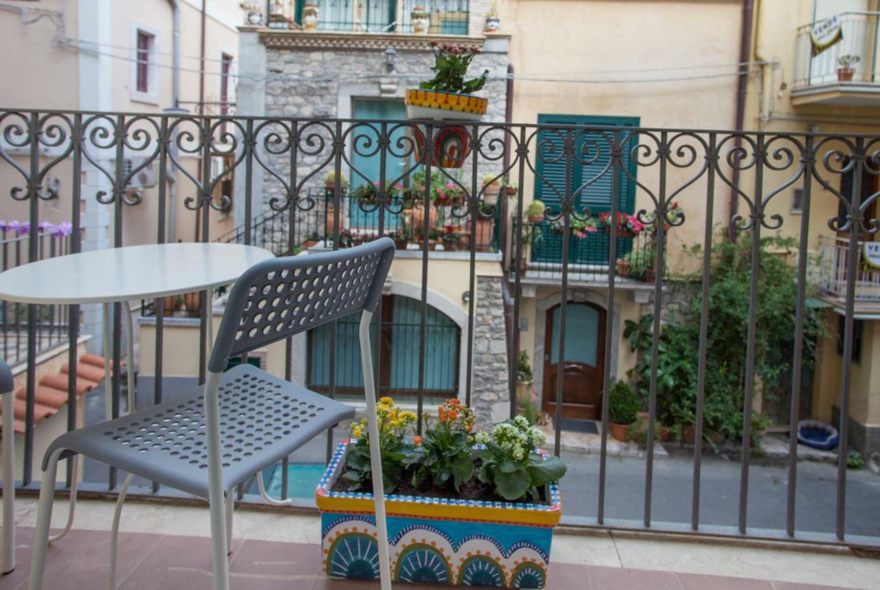 Casa Don Micio Hotel Taormina Exterior photo
